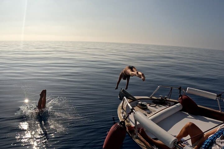 Sunset Boat Tour to Cinque Terre with aperitif on board