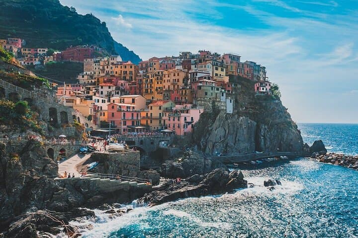 Cinque Terre full day tour with official tour guide
