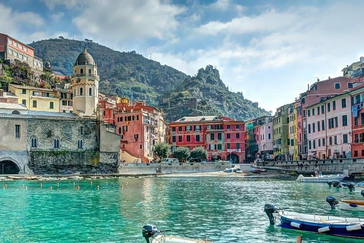 Private Boat Tour Cinque Terre and Portovenere - Sunsix