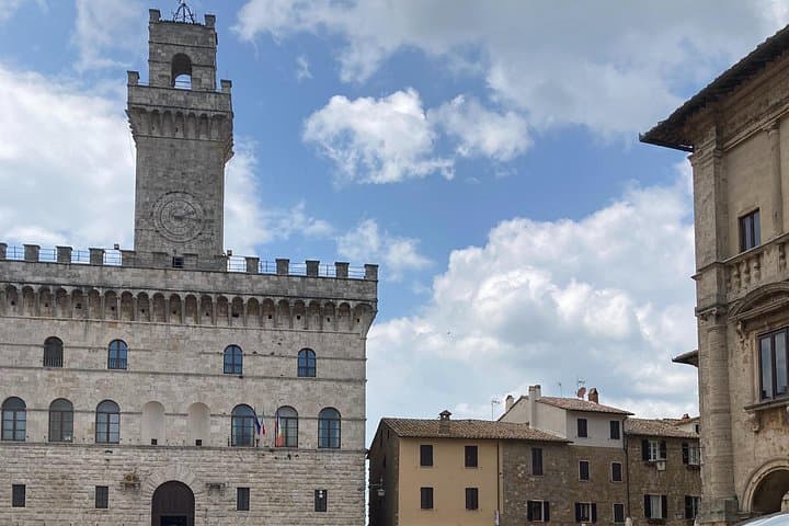From Rome to Florence with a stop in Montepulciano