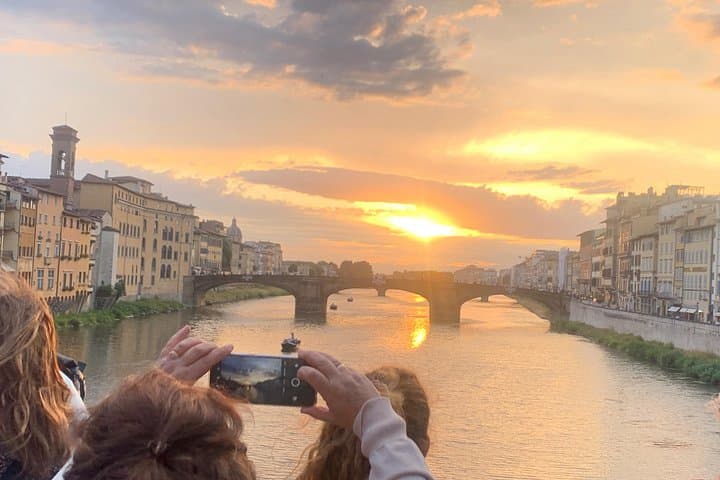 Medici Walking Tour -Small Group