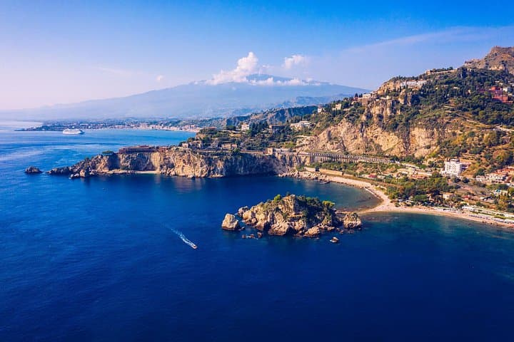 Excursion for cruise passengers from the port of Messina to Taormina