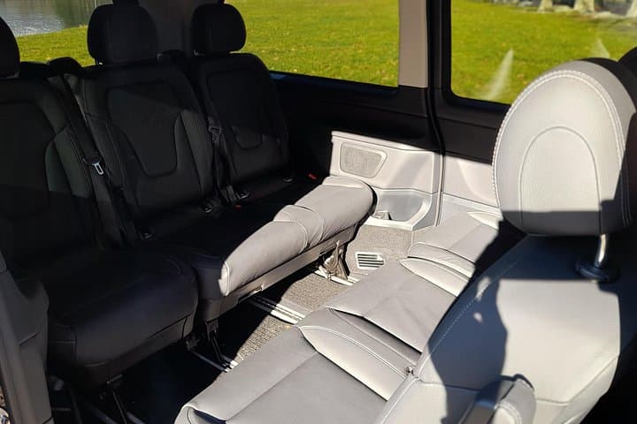 Lake Como Transportation From Milan Malpensa Airport to Varenna