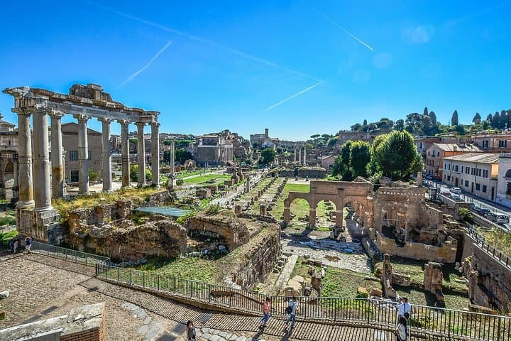 Colosseum and Ancient Rome Guided Tour