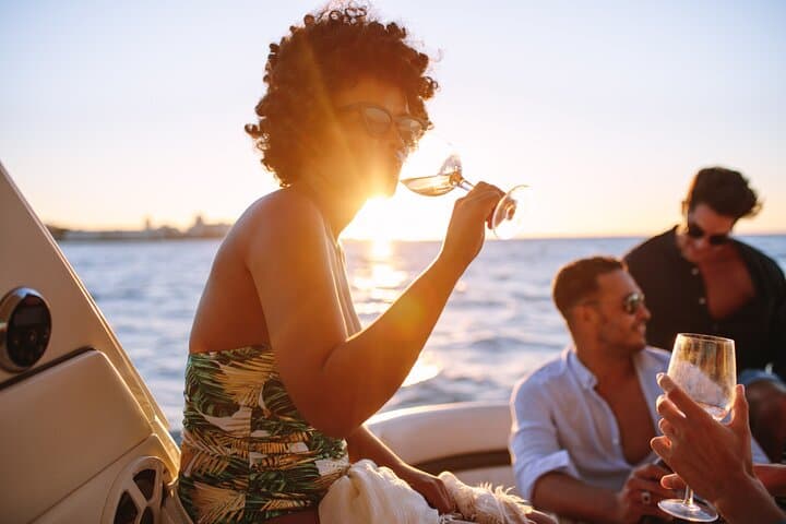 Amalfi & Positano: Boat Tour 4 hours Caves, Beaches & Snorkeling