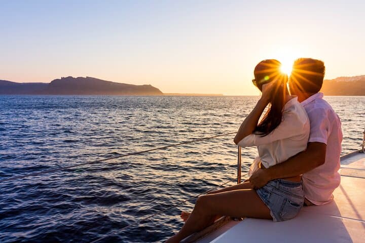 Amalfi & Positano: Boat Tour 4 hours Caves, Beaches & Snorkeling