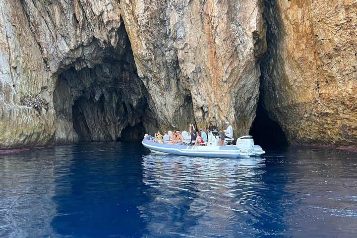 Rubber dinghy tour in Buggerru in southern Sardinia