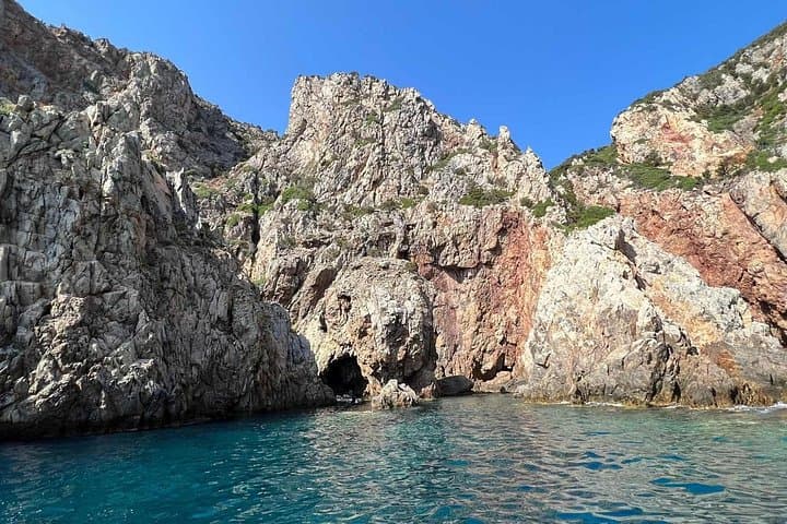 Rubber dinghy tour in Buggerru in southern Sardinia
