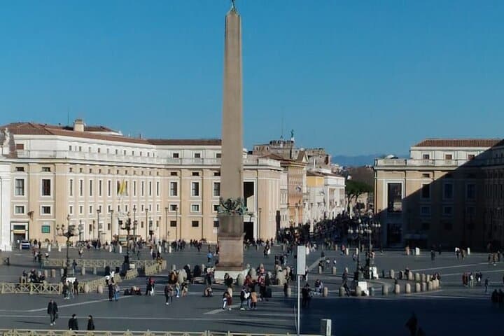 Papal Audience in Rome with Pope Leo XIV - Private Tour