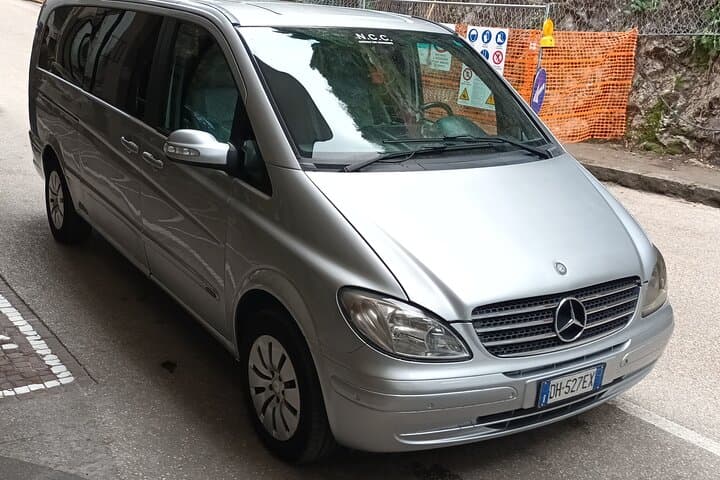 Private transfer from Sorrento to Naples