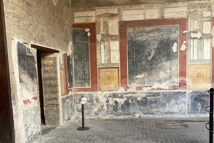 The Rise, Fall, and Rediscovery of Pompeii: A Self-Guided Tour
