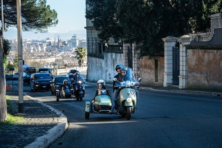 Private Vespa Sidecar Tour with Hotel Pickup