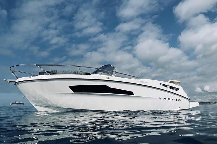 Lake Como : 2h Small-Group Boat Tour with Prosecco & Villas