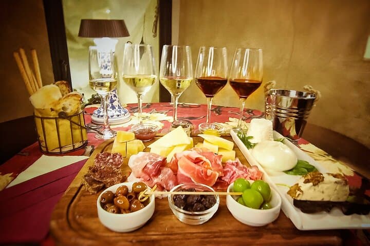 Rome Wine Tasting with Food Paring in Trastevere