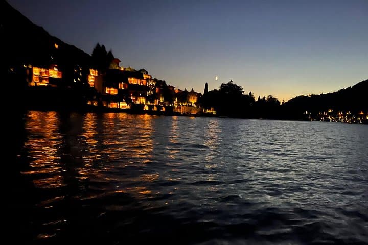 1 and a half hour private boat tour on Lake Como