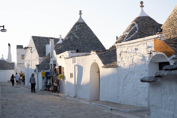 From Bari : Unesco Tour - Guided Tour of Matera and Alberobello