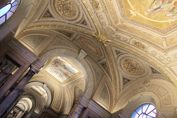 Skip the Line Vatican and Sistine Chapel Evening Tour