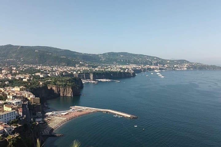 Private transfer from Sorrento to Naples