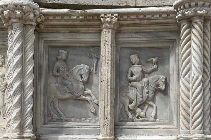 Perugia Walking Tour with Licensed Guide