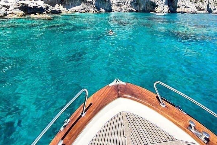 Capri Boat Tour: La Dolce Vita con capitan Danilo