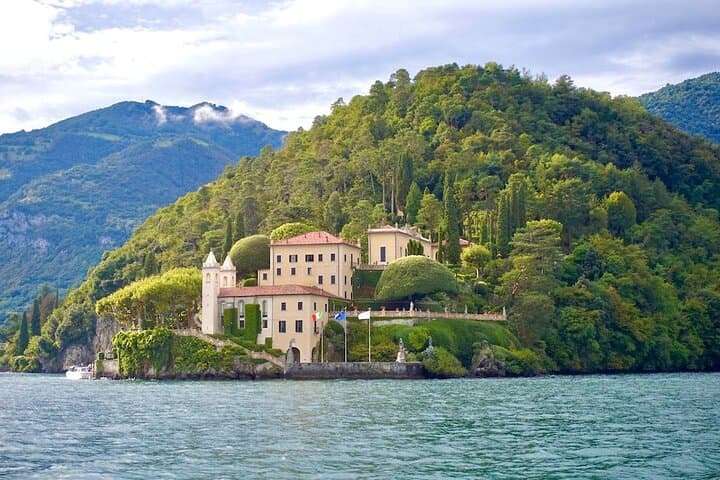Italy and Switzerland Private Sightseeing Tour from Milan
