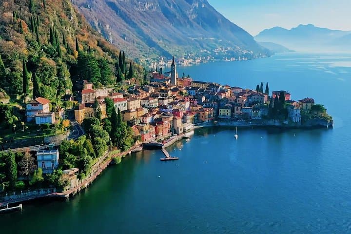 Private vehicle to Como and Bellagio from Milan with boat ride