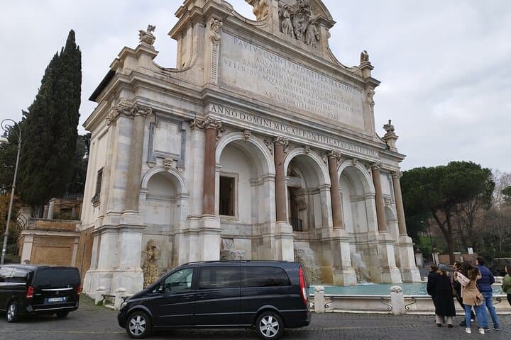 Private Transfer from Civitavecchia Port to Rome City Centre or vice versa