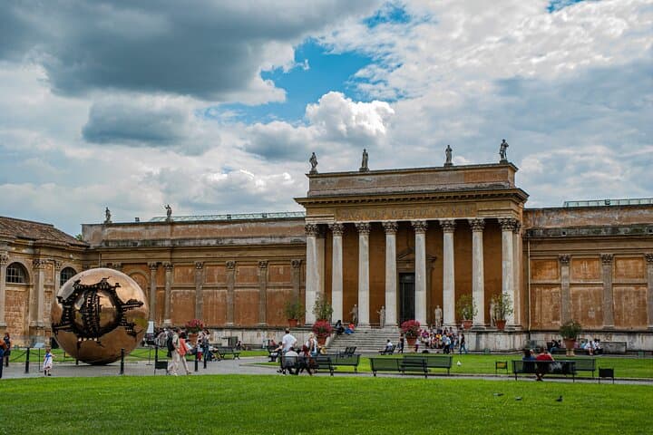 Vatican Museums, Sistine Chapel and St. Peter's Basilica Tour