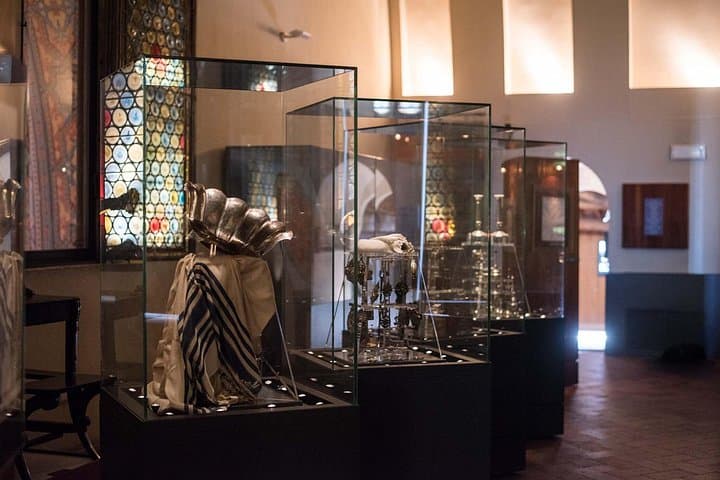 Jewish traditions in Florence: private walking tour