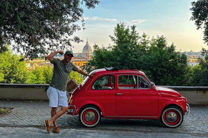 Private Fiat Vintage Tour in Rome