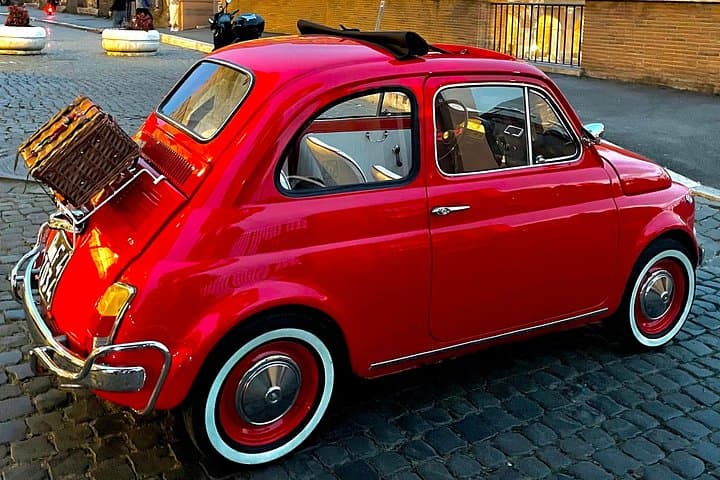 Private Fiat Vintage Tour in Rome