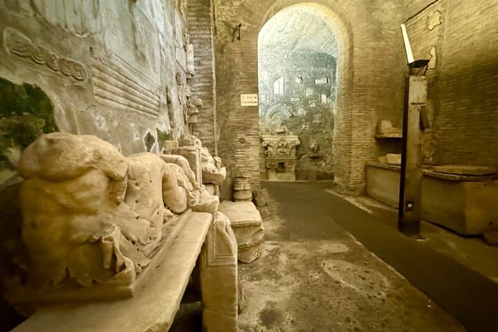 Rome: San Clemente Basilica & Ancient Underground Secrets Tour