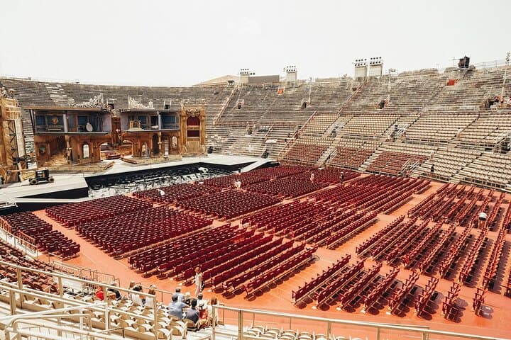 Exploration of Verona + Arena: Walking Tour + Ebook