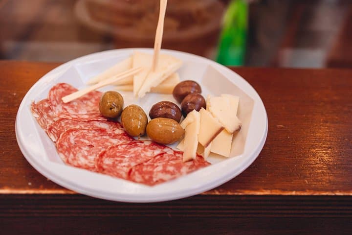 Private Venice Street Food Tour with a Sommelier