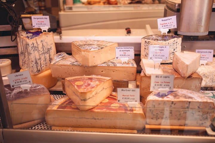 Private Venice Street Food Tour with a Sommelier