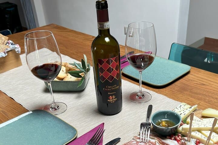 San Gimignano: Vineyard and Cellar Tour with Wine Tasting