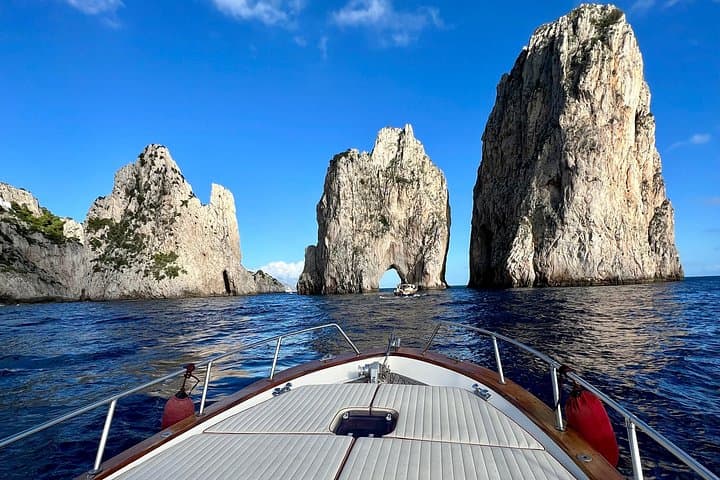 The Island of Capri Private Boat Tour 3 hours
