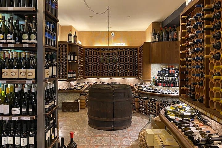 Wine Tasting Experience in Florence city centre