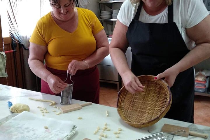 Learn how to make fresh pasta or Sardinian desserts from Vero Local
