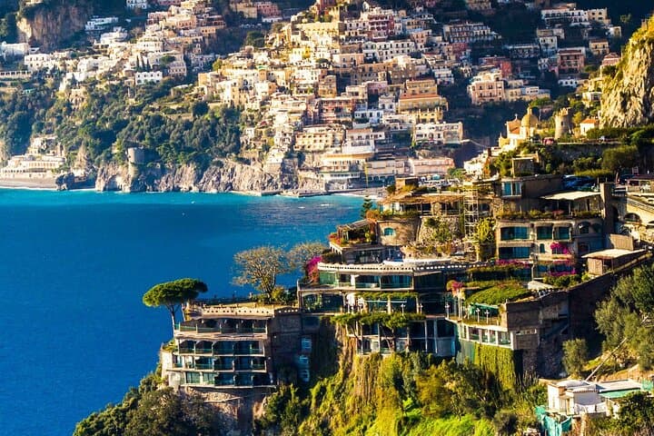 Tour from Rome to Amalfi Coast with a Guided tour in Pompeii