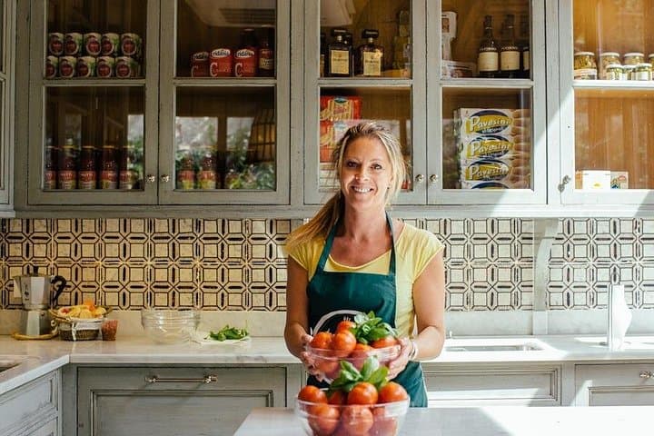 Private Florence Cooking Class and Lunch at a Farmhouse in Tuscany with Local Market Tour