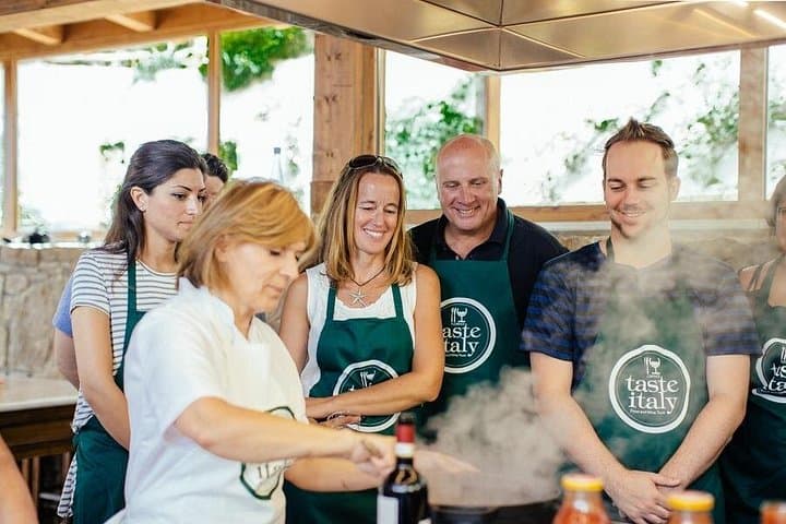 Private Florence Cooking Class and Lunch at a Farmhouse in Tuscany with Local Market Tour