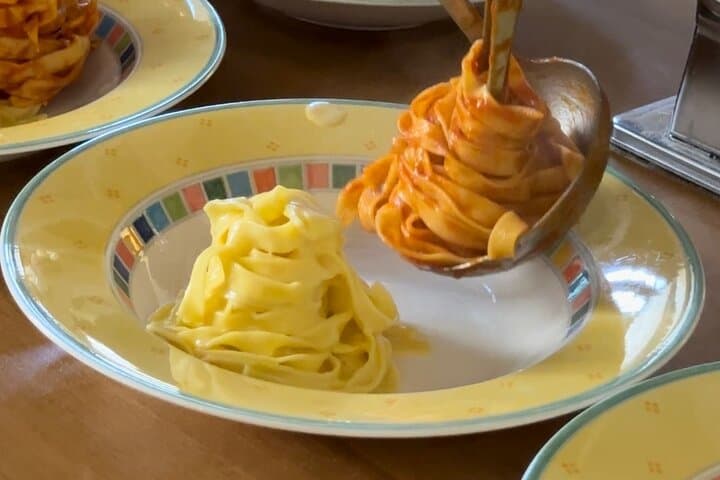 Milan: Pasta Tiramisu Cooking Class in a Chef’s Home(Small Group)