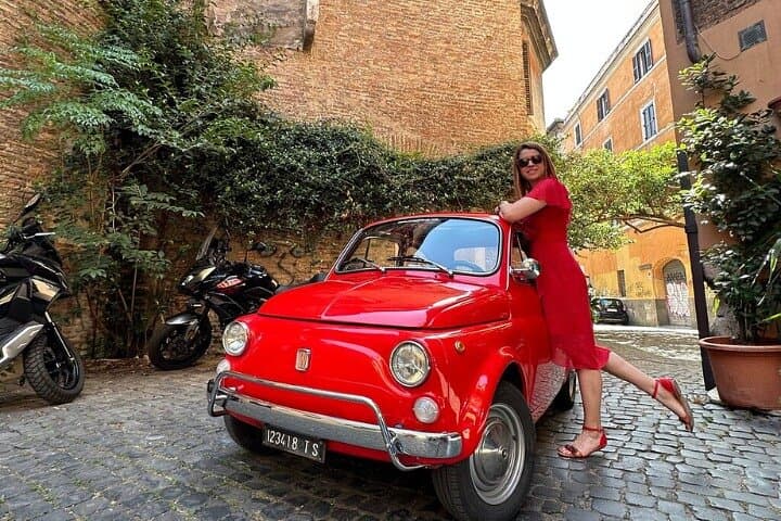 Private: 3 hours panoramic tour of Rome aboard a vintage Fiat 500