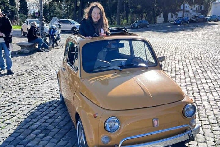 Private: 3 hours panoramic tour of Rome aboard a vintage Fiat 500