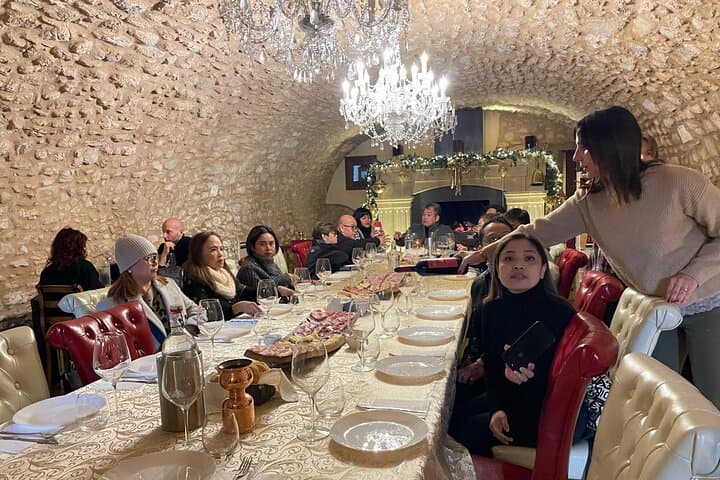 Amarone wine tour , 2 wineries with delicious lunch & panoramic stops