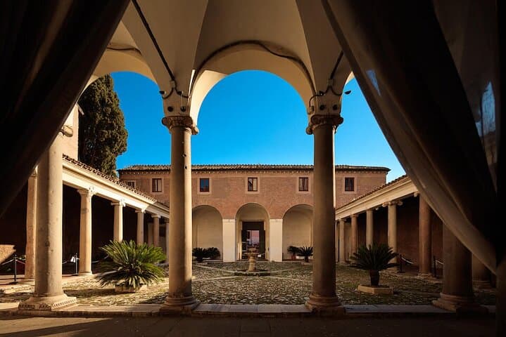 San Clemente Basilica and Mithraeum Private Guided Tour