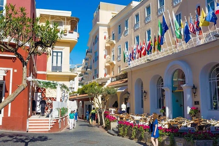 Discovering Capri in one day