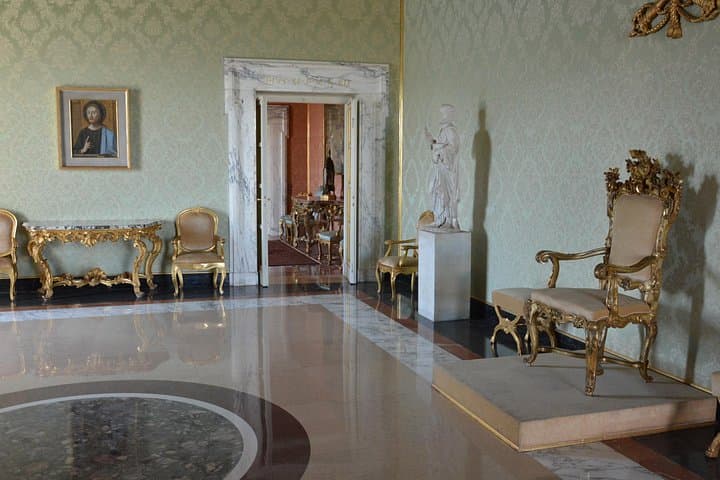 Castel Gandolfo: Papal Apartments and Secret Garden Entry Ticket