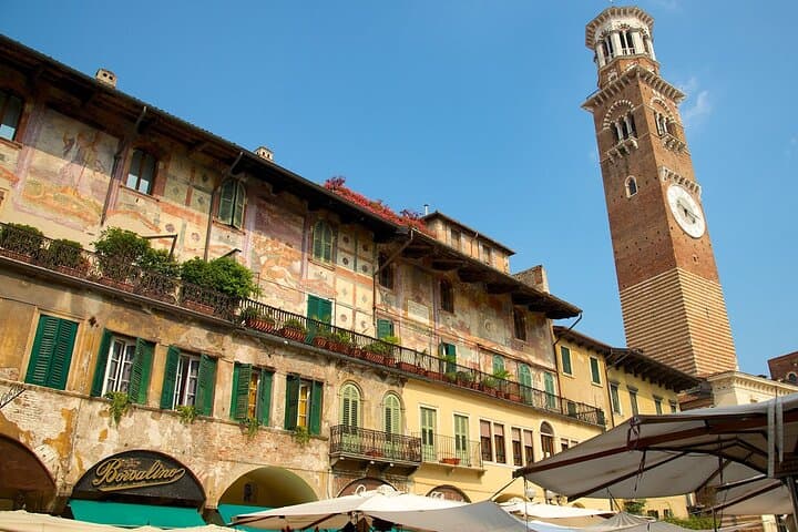 Exploration of Verona + Arena: Walking Tour + Ebook